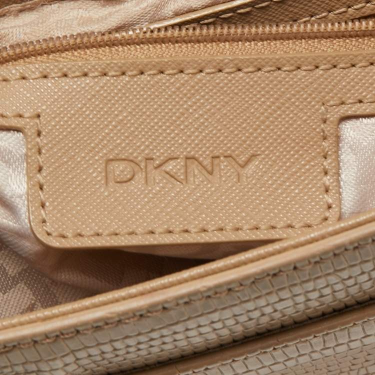 مملوكة مسبقًا Dkny Beige Embossed Leather Crossbody Bag