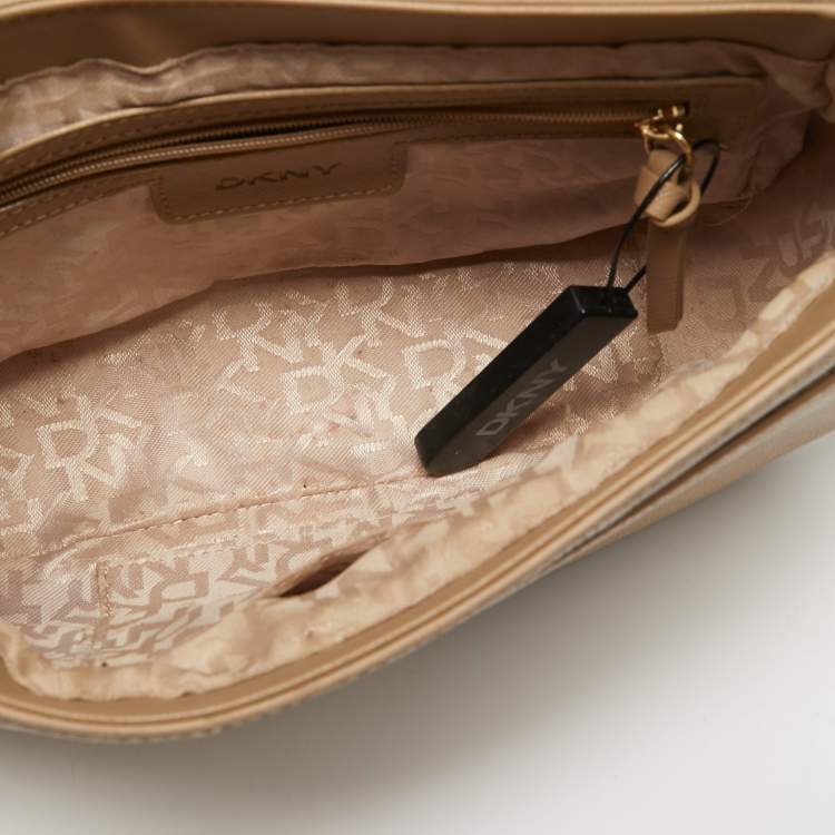 مملوكة مسبقًا Dkny Beige Embossed Leather Crossbody Bag
