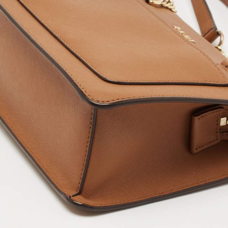 مملوكة مسبقًا DKNY Tan Leather Bryant Zip Top Shoulder Bag