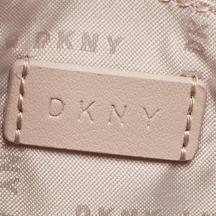 Pre Owned Dkny Beige/Black Leather Triple Wristlet Pouch