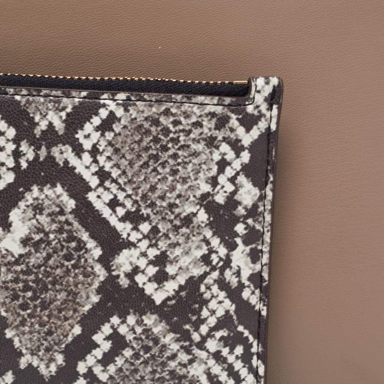 Pre Owned Dkny Beige/Black Leather Triple Wristlet Pouch