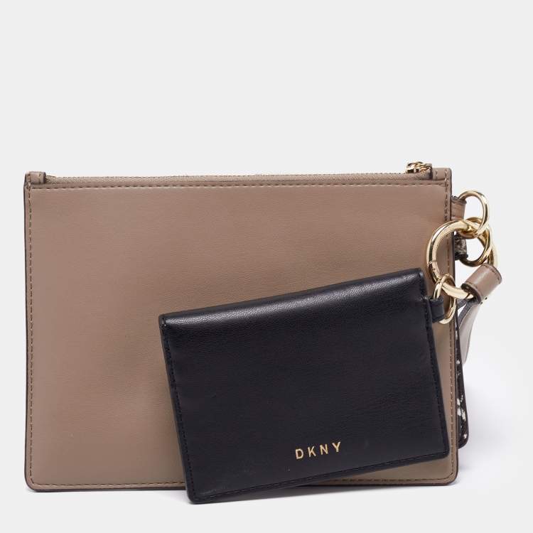Pre Owned Dkny Beige/Black Leather Triple Wristlet Pouch