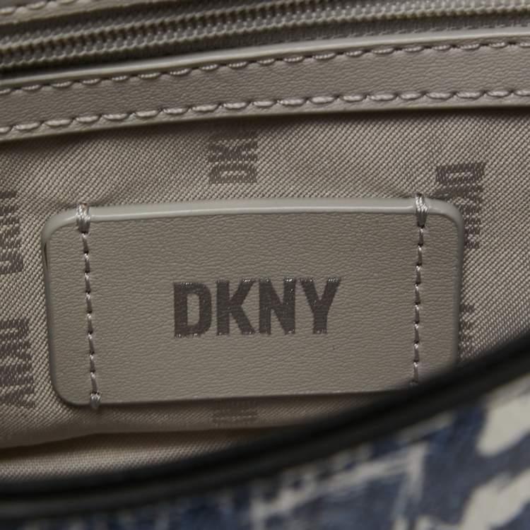 Pre Owned DKNY Blue Printed Coated Canvas and Leather Elissa Chain Shoulder Bag