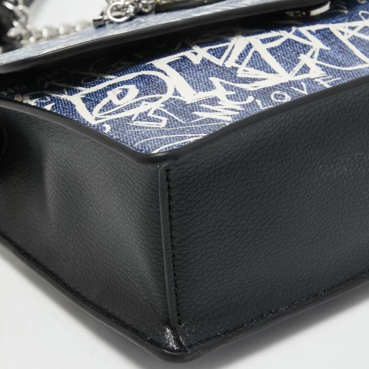 Pre Owned DKNY Blue Printed Coated Canvas and Leather Elissa Chain Shoulder Bag