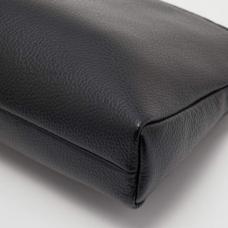 Pre Owned DKNY Black Leather Bryant Dome Pouch