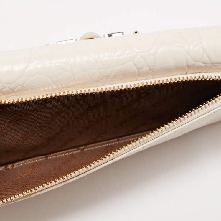 مملوكة مسبقًا Dkny Off White Croc Embossed Leather Flap Continental Wallet