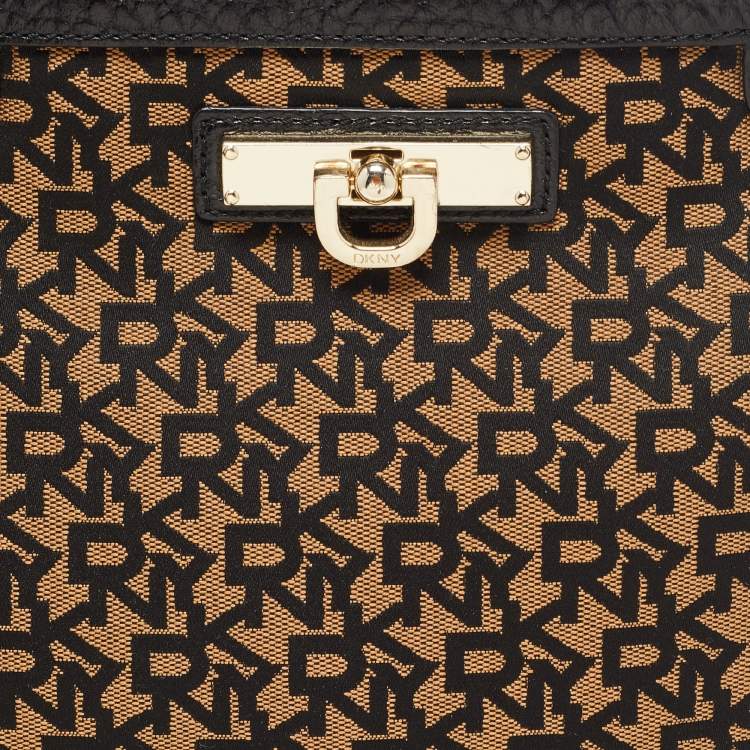 Pre Owned DKNY Black/Brown Signature Canvas and Leather Chain Shoulder Bag
