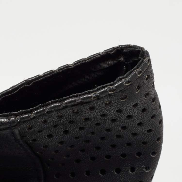 Pre Owned DKNY Black Perforated Leather Shopper Tote