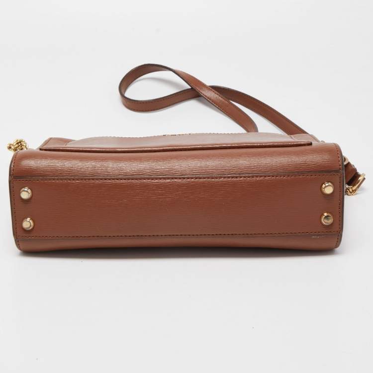 مملوكة مسبقًا DKNY Brown Leather Ava Zip Crossbody Bag