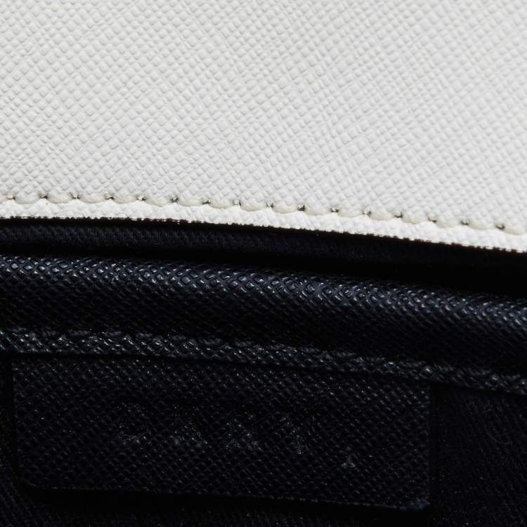Pre Owned Dkny Off White Leather Bryant Park Crossbody Bag