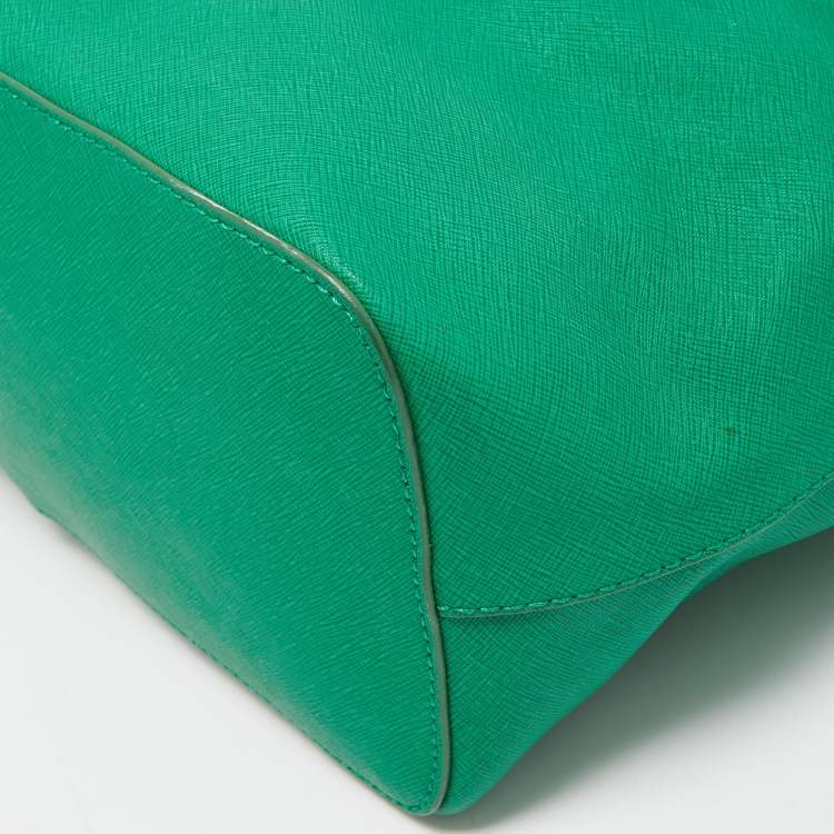 Pre Owned Dkny Green Leather Top Zip  Tote