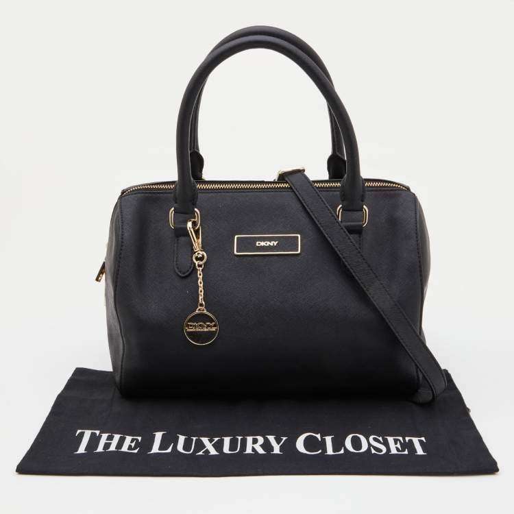 Pre Owned DKNY Black Leather Zip Boston Bag