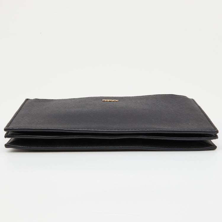 مملوكة مسبقًا Dkny Black Leather Bryant Park Triple Zip Crossbody Bag