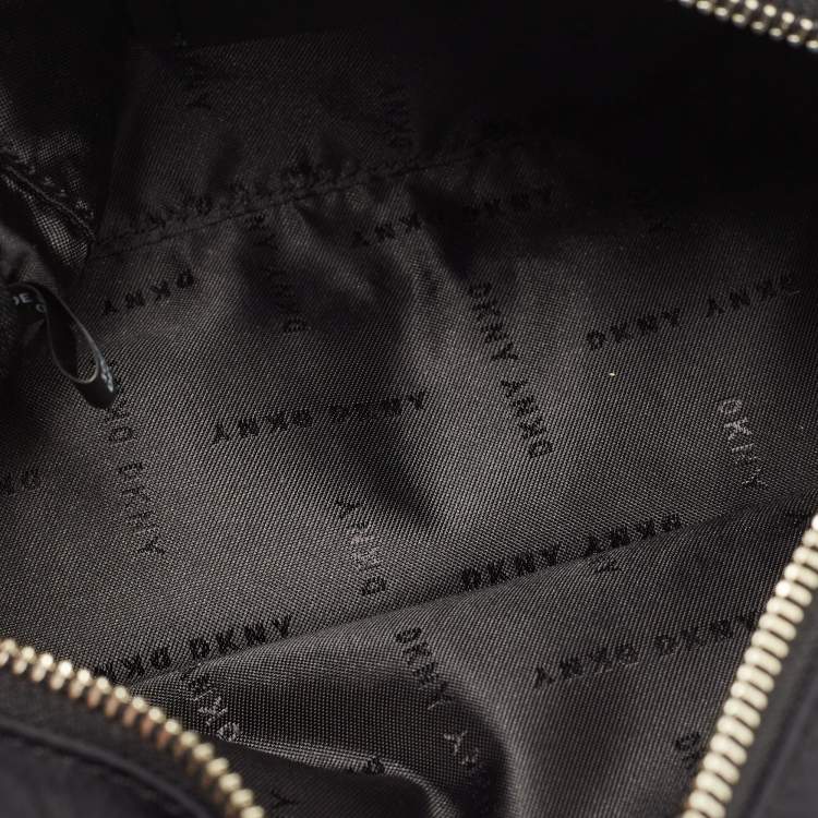 مملوكة مسبقًا DKNY Black Nylon Logo Crossbody Bag