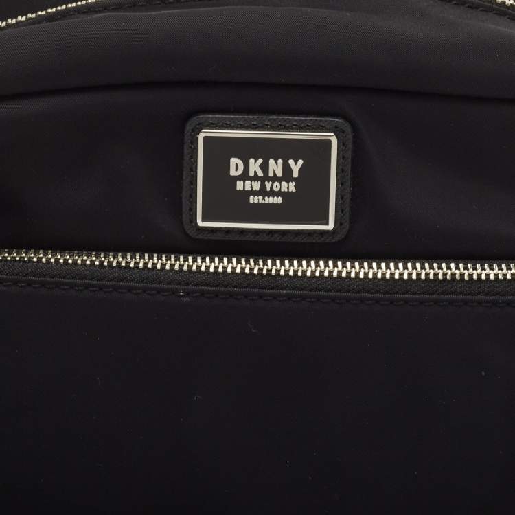مملوكة مسبقًا DKNY Black Nylon Logo Crossbody Bag