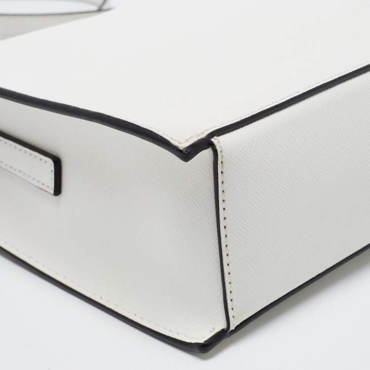 مملوكة مسبقًا DKNY White Leather Bryant Zip Crossbody Bag 