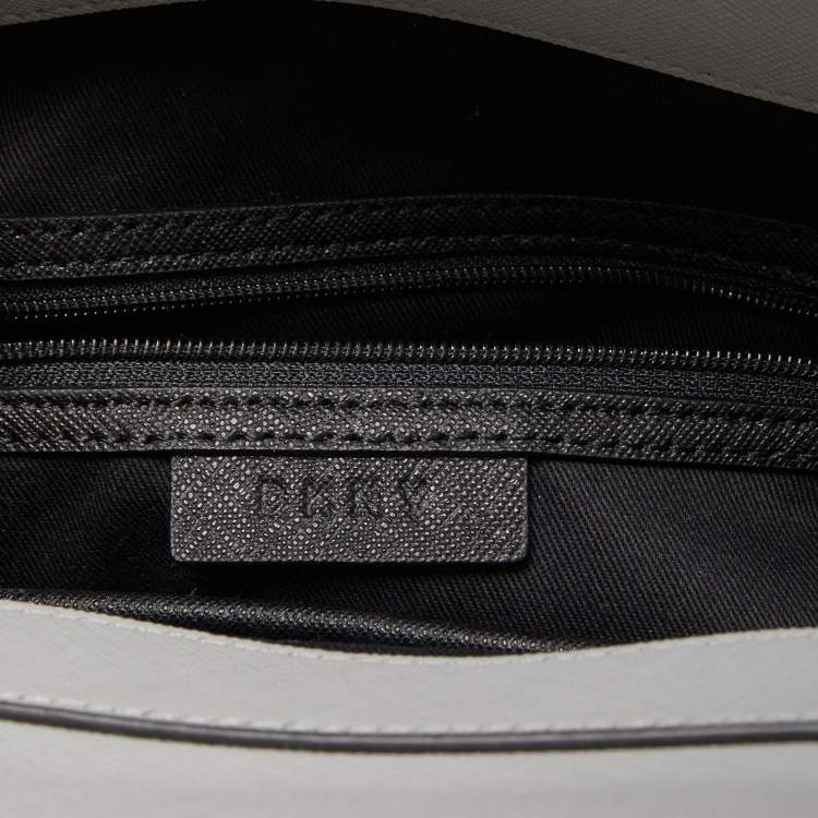 Pre Owned DKNY Grey Leather Front Zip Crossbody Bag