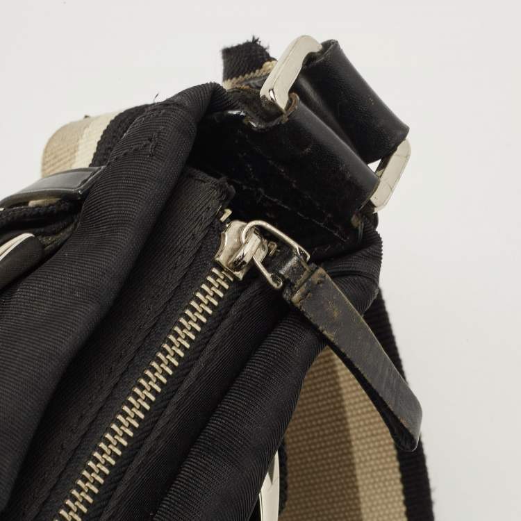 مملوكة مسبقًا Dkny Black Canvas Buckle Embellished Shoulder Bag 