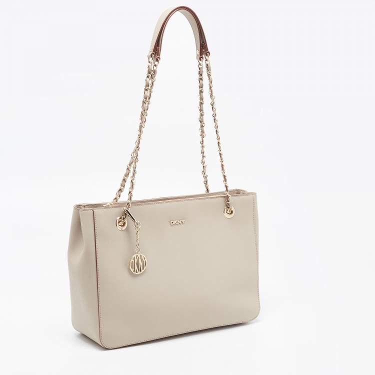 Pre Owned Dkny Light Beige Saffiano Leather Chain Tote