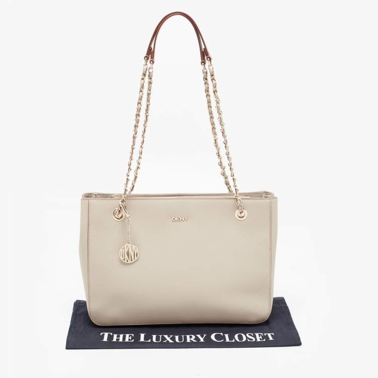 Pre Owned Dkny Light Beige Saffiano Leather Chain Tote