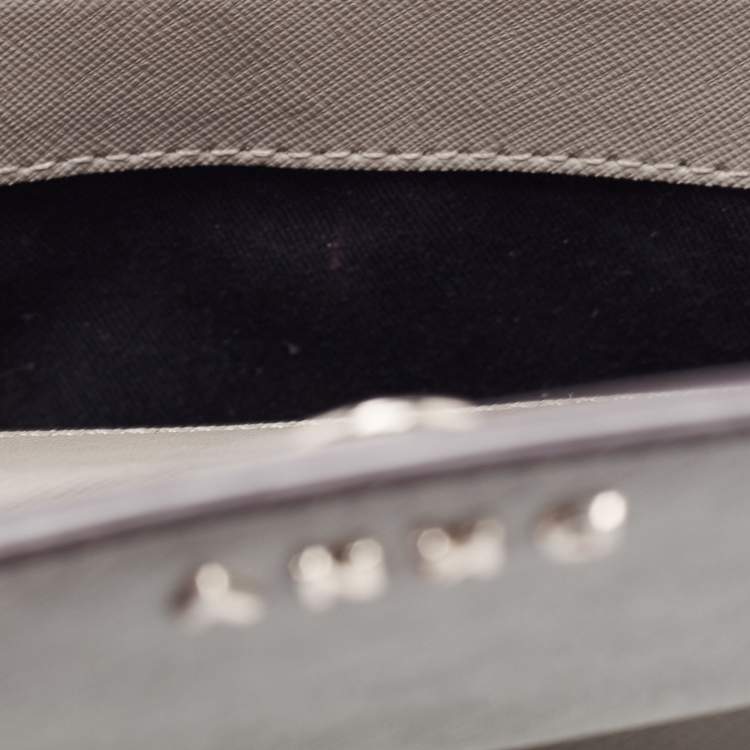 Pre Owned DKNY Beige Leather Flap Shoulder Bag