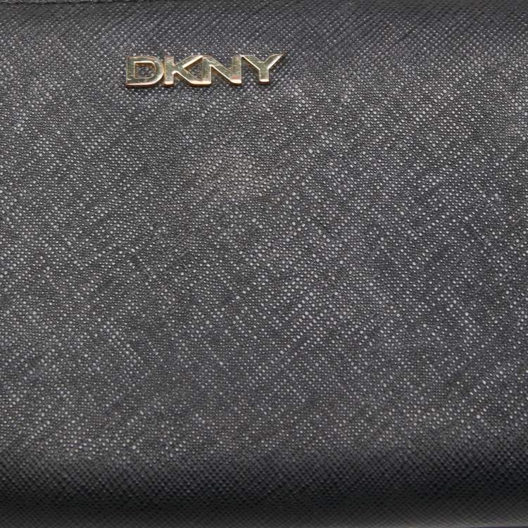 Pre Owned DKNY Black Leather Bryant Park Zip Around Wallet