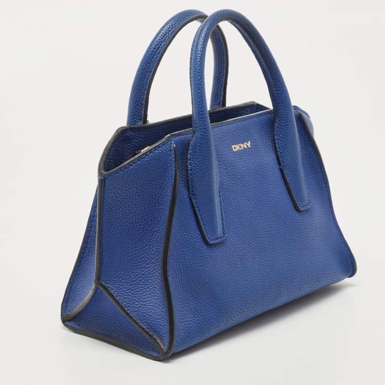 مملوكة مسبقًا DKNY Blue Leather Chelsea Satchel