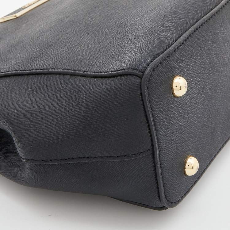 Pre Owned Dkny Black Saffiano Leather Double Zip Crossbody Bag