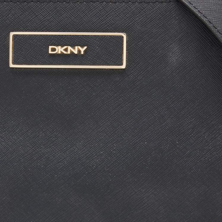 Pre Owned Dkny Black Saffiano Leather Double Zip Crossbody Bag
