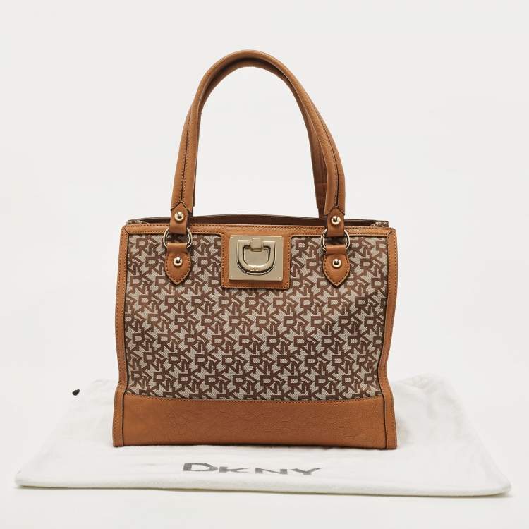 Pre Owned DKNY Brown/Beige Signature Canvas and Leather Tote