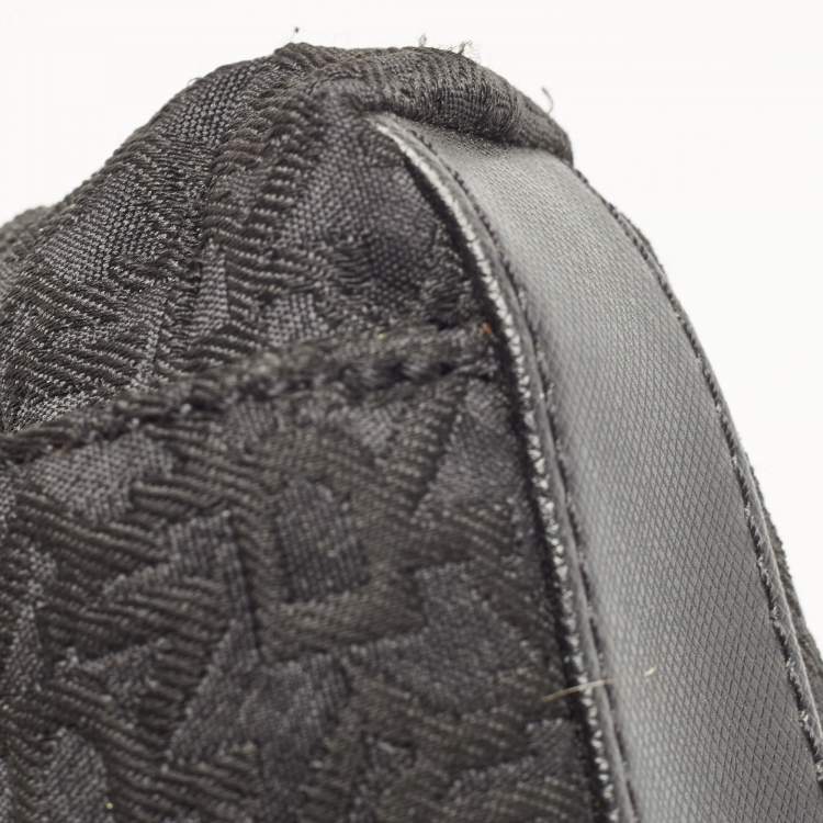 Pre Owned DKNY Black Signature Canvas and Leather Shoulder Bag