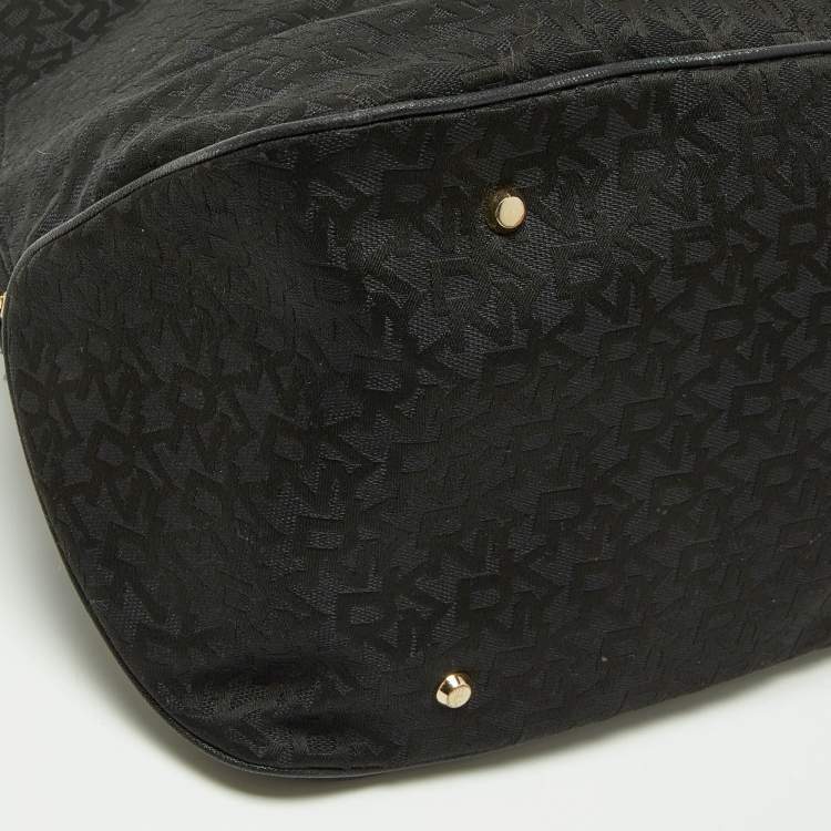 Pre Owned DKNY Black Signature Canvas and Leather Zip Side Shopper Tote