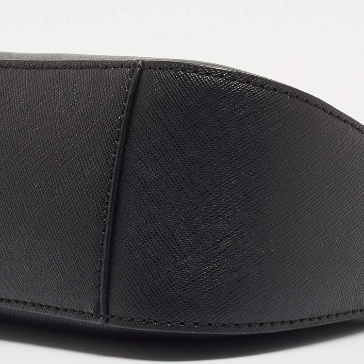 Pre Owned DKNY Black Leather Carol Baguette Bag