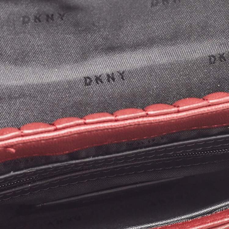 Pre Owned Dkny Burgundy Quilted Leather Gansevoort Crossbody Bag