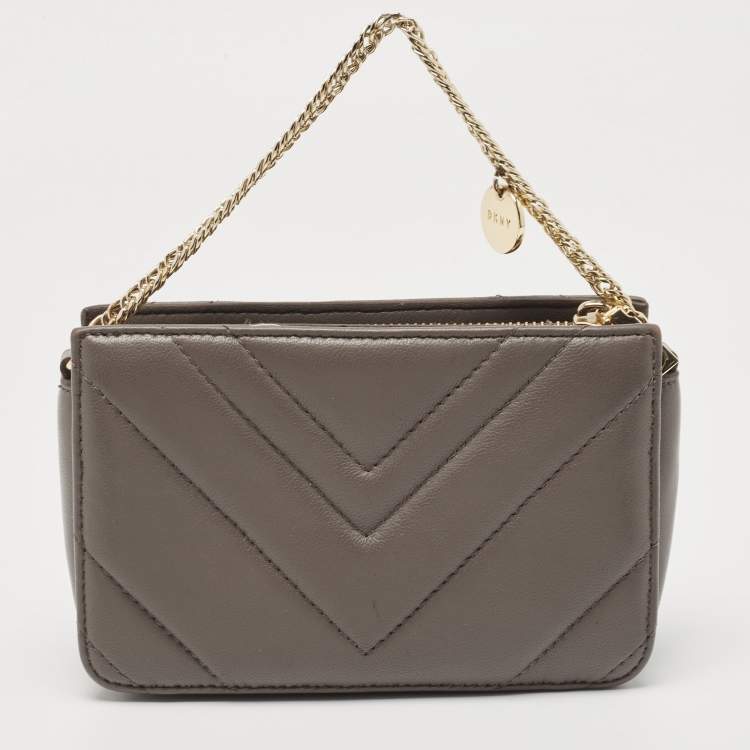 Pre Owned DKNY Grey Leather Chevron Chain Clutch