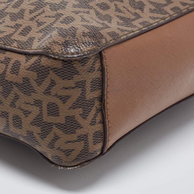 Pre Owned DKNY Brown Signature Coated Canvas and Leather Zip Messenger Bag