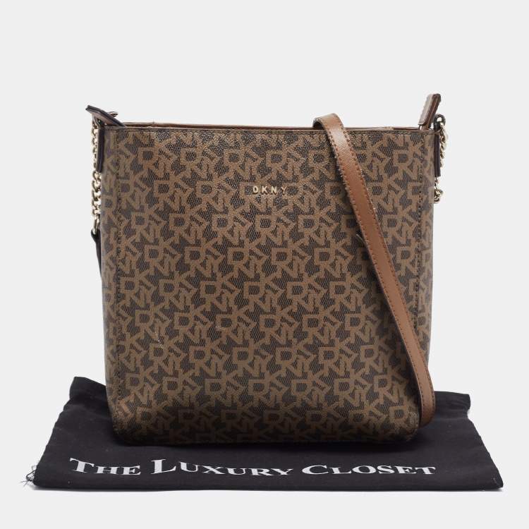 Pre Owned DKNY Brown Signature Coated Canvas and Leather Zip Messenger Bag