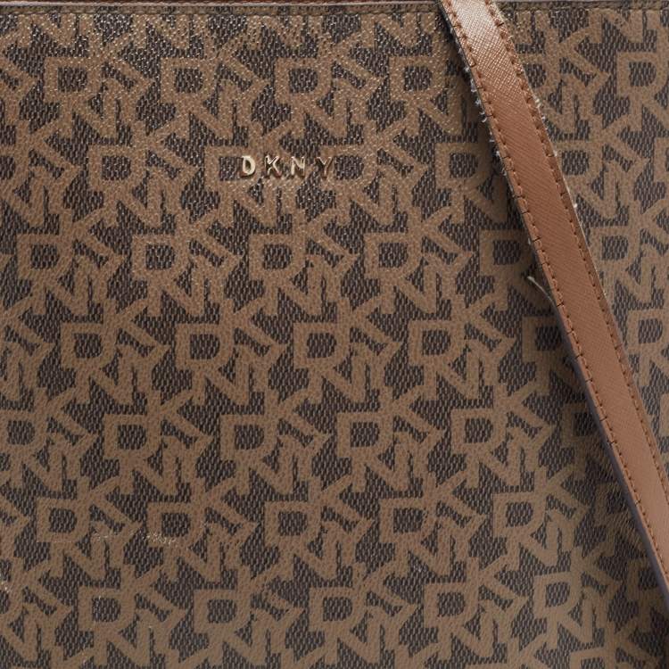Pre Owned DKNY Brown Signature Coated Canvas and Leather Zip Messenger Bag