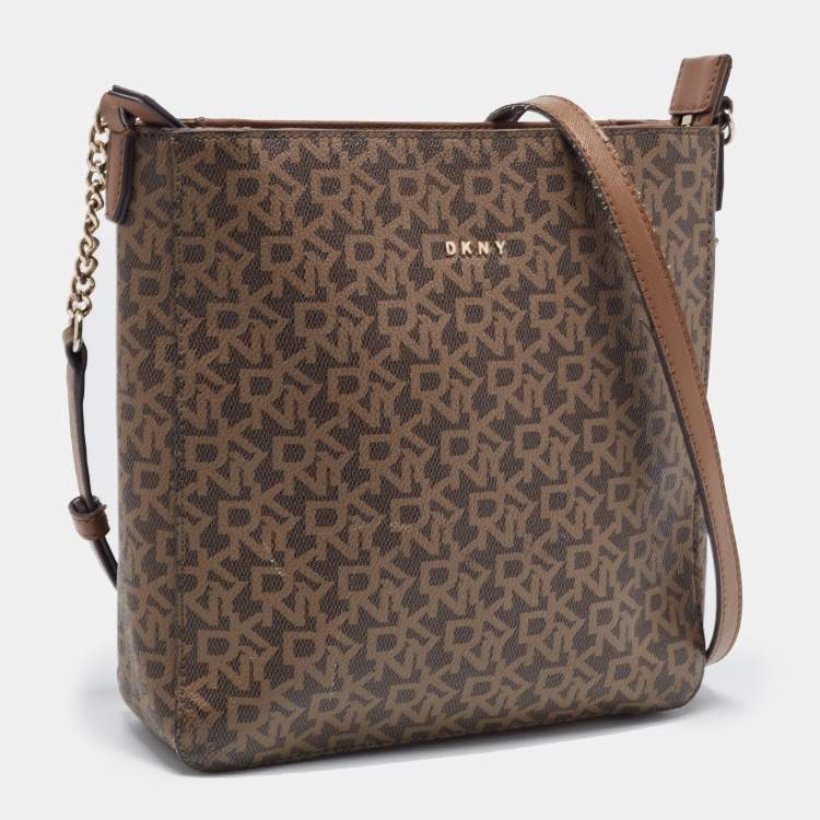Pre Owned DKNY Brown Signature Coated Canvas and Leather Zip Messenger Bag