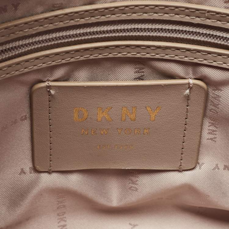Pre Owned DKNY Tan Leather Julius MD Zip Tote