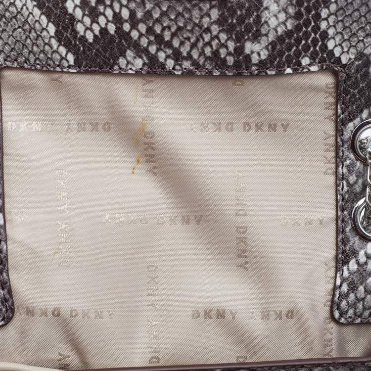 مملوكة مسبقًا DKNY Grey/Black Python Embossed Leather Flap Crossbody Bag
