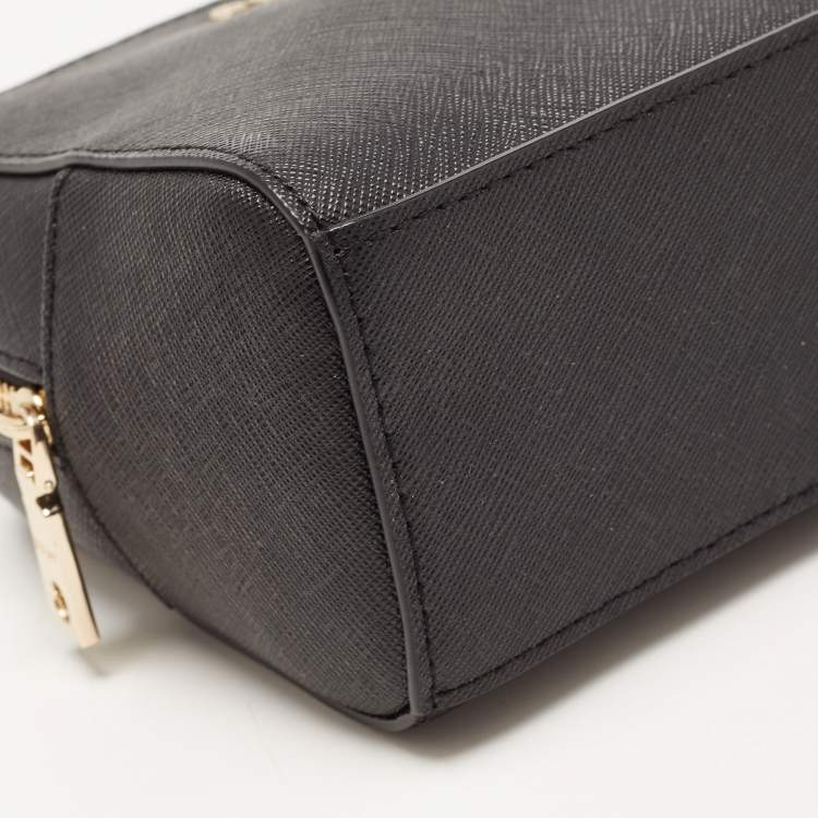 Pre Owned DKNY Black Saffiano Leather Cosmetic Pouch