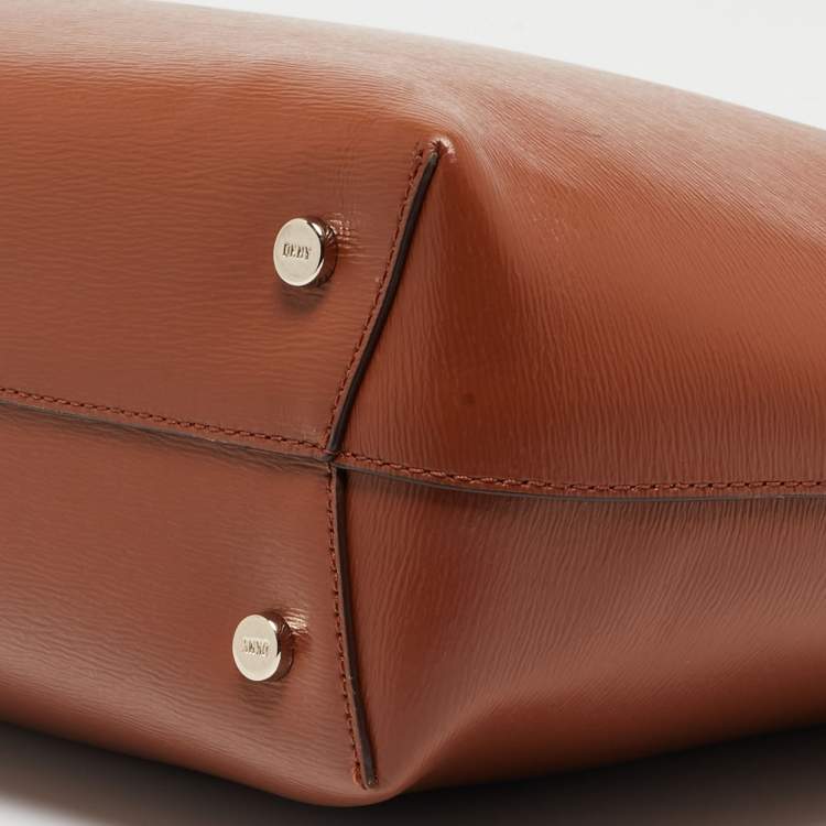 Pre Owned DKNY Brown Textured Leather Bryant Tote