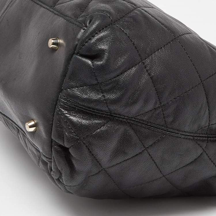 Pre Owned DKNY Black Quilted Leather Chain Tote