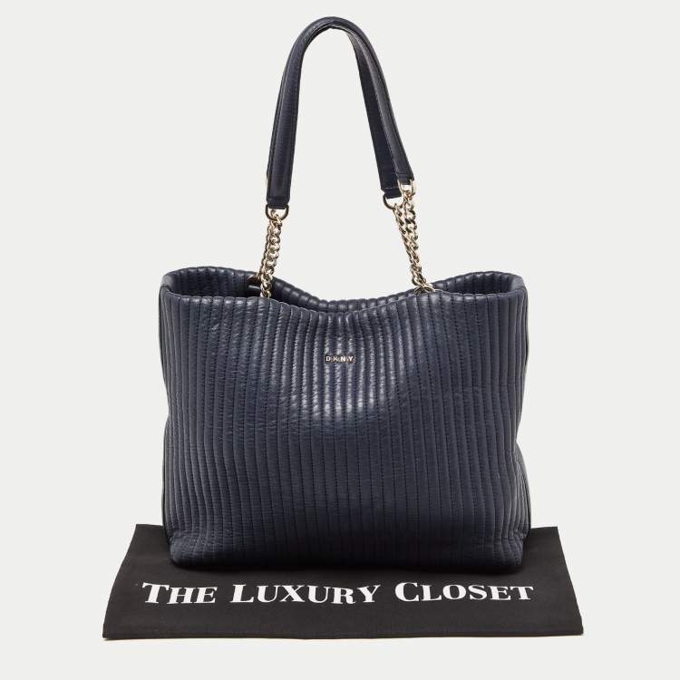 Pre Owned DKNY Blue Quilted Leather Chain Tote