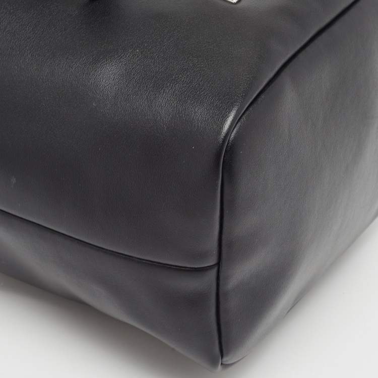 Pre Owned DKNY Black Leather Medium York Winnie Bucket Bag