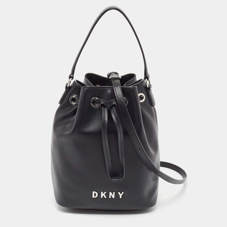Pre Owned DKNY Black Leather Medium York Winnie Bucket Bag