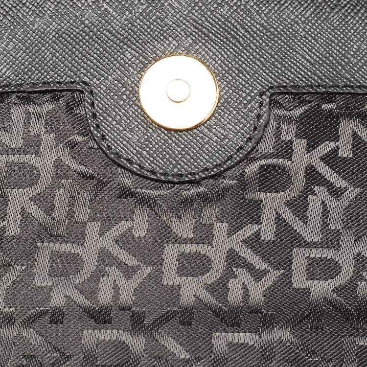 Pre Owned DKNY Black Leather Logo Flap Shoulder Bag