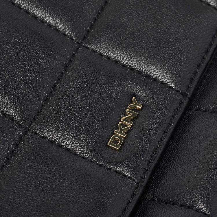 مملوكة مسبقًا DKNY Black Quilted Leather Flap Shoulder Bag
