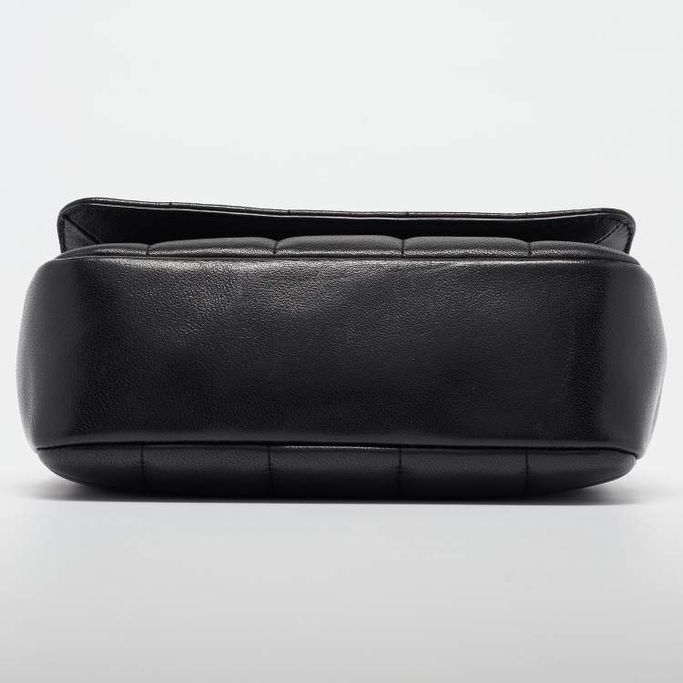 مملوكة مسبقًا DKNY Black Quilted Leather Flap Shoulder Bag